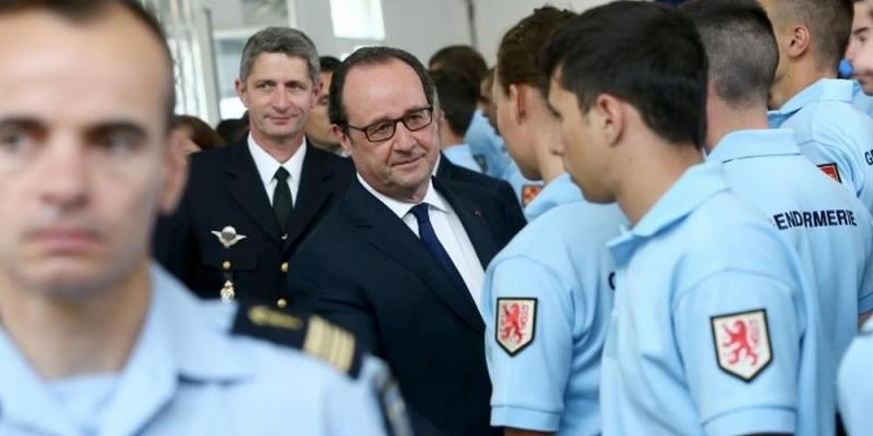 Sécurité à Nice: "pas de place pour la polémique", selon François Hollande