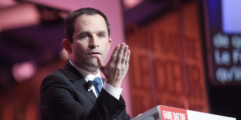 Benoit Hamon dénonce une campagne présidentielle "polluée par l’argent"