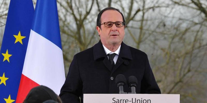 François Hollande au cimetière juif : "Profaner, c'est souiller la République"