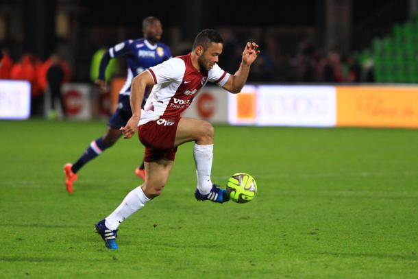 FC Metz: Johann Carrasso indisponible trois semaines, Falcon six semaines