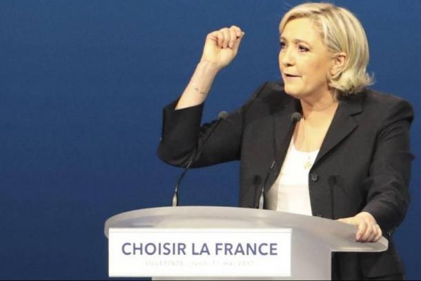 Battue, Marine Le Pen salue un score "historique" et "massif" pour le FN