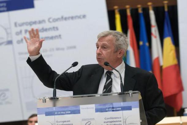 Régionales: dans l'Est, le PS prêt à fusionner avec l'UMP face au FN