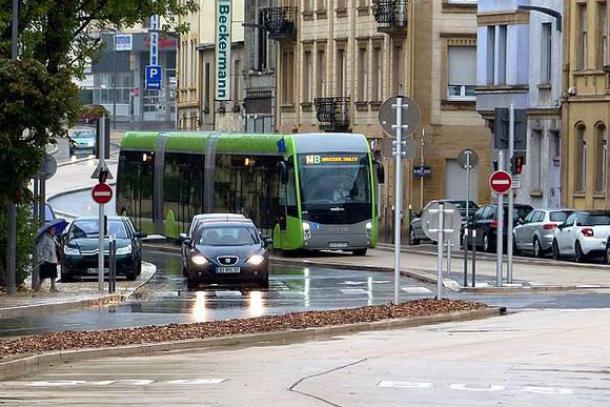 Metz: une aide soignante de l’hôpital agressée à l’arrêt de bus après son travail