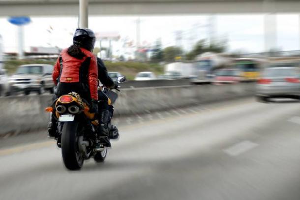 Un motard se tue sur une route départementale en Moselle en pleine nuit