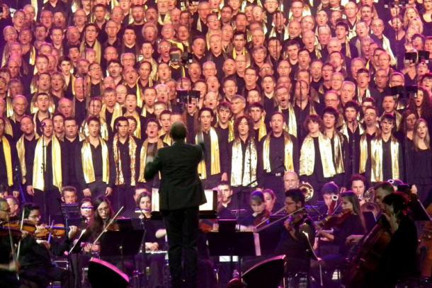 VIDEO. A Amnéville, 2 000 choristes réunis pour trois concerts géants