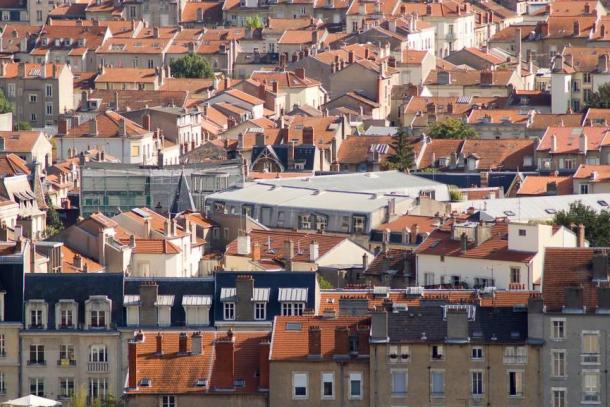 Nancy: forcée par son petit-ami à inventer un viol pour faire tomber son amant