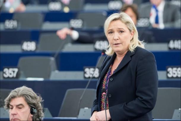 Gardes-à-vue, perquisitions, auditions, Hayange: Marine Le Pen et le FN dans le viseur de la justice