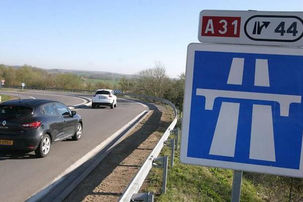 Thionville: un agent de la DIREST fauché par une voiture sur l’A31