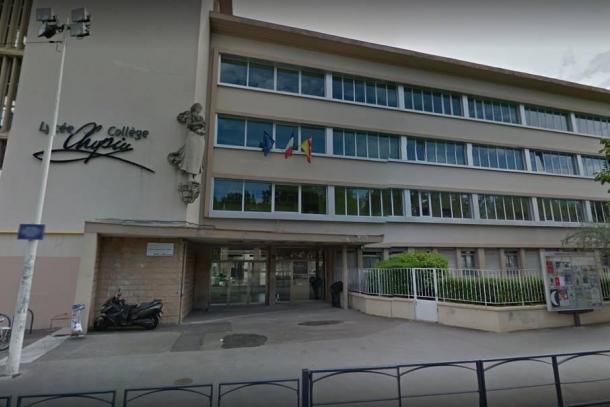 Nancy: une élève de 15 ans sauvée d’un arrêt cardiaque par deux lycéens